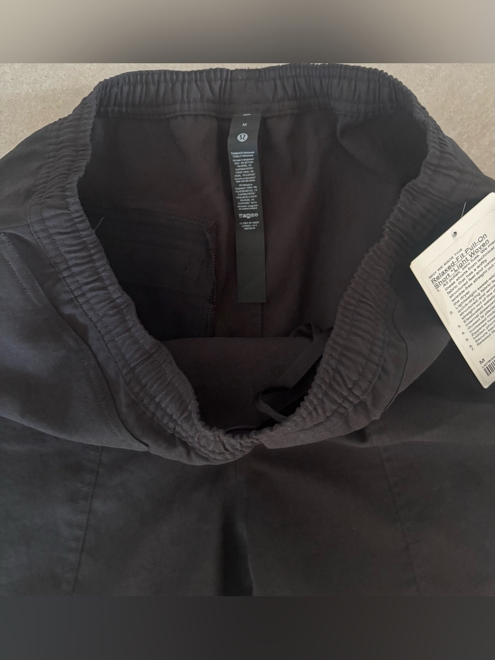 Lululemon Men's Relaxed- Fit Pull-on Short  *Light Woven - Picture 4 of 6
